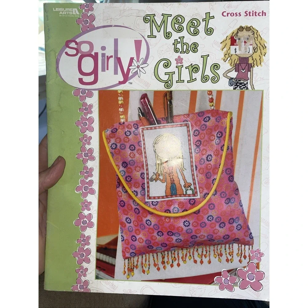 Leisure Arts So Girly Meet the Girls Cross Stitch Booklet 17 Patterns 3593